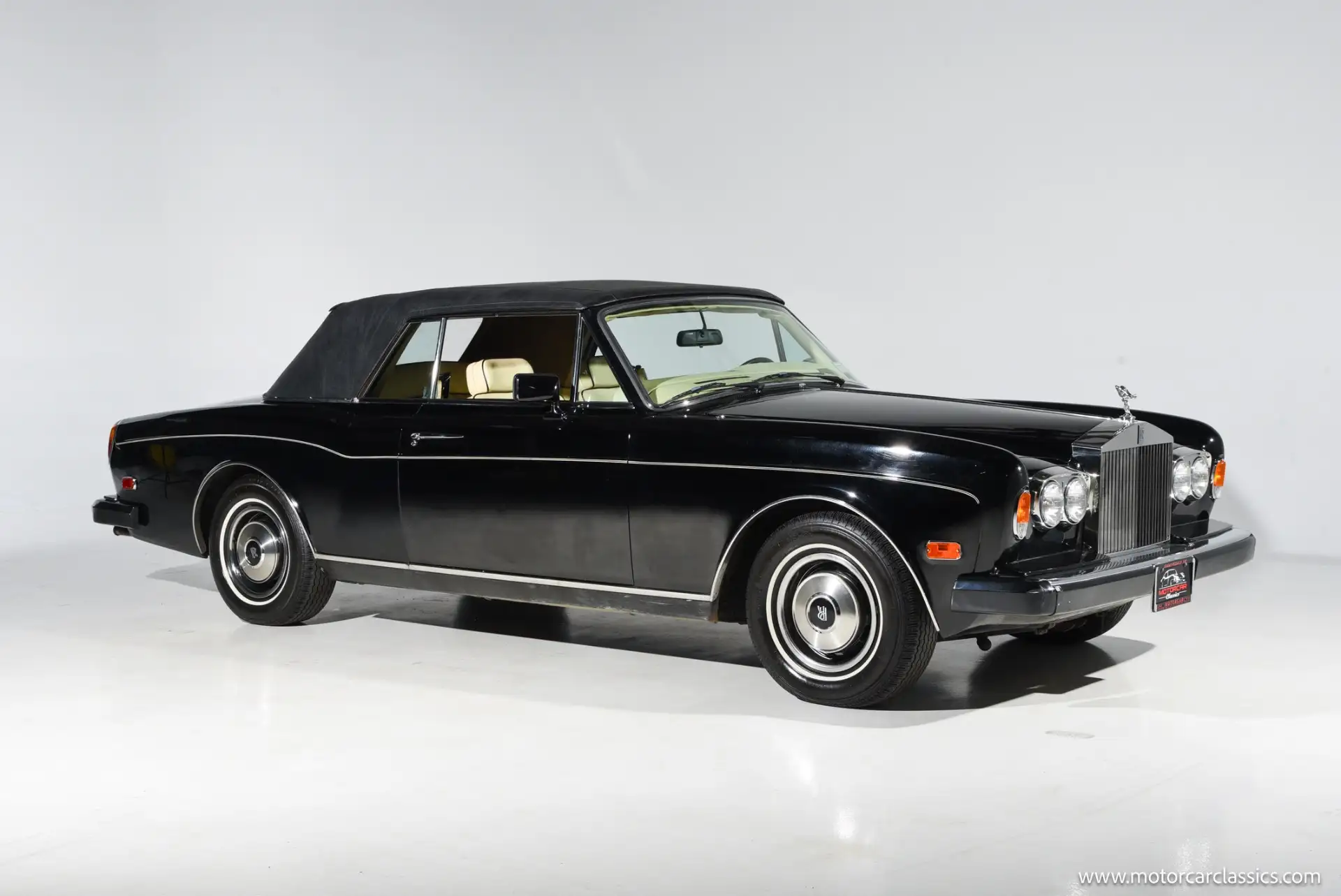1985 Rolls-Royce Corniche's photo