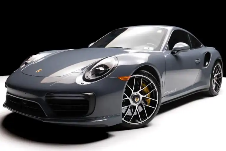 2017 Porsche 911 Turbo S Coupe's photo