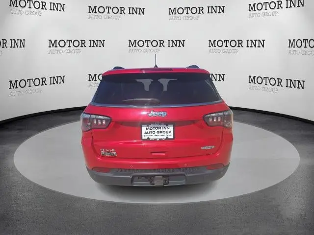 2017 Jeep Compass Latitude 4X4 photo 4