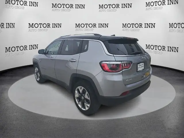 2019 Jeep Compass Limited 4X4 photo 3