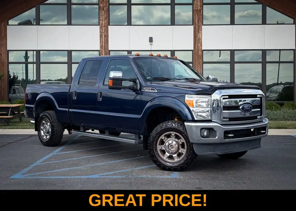 2016 Ford F-250 XLT 4x4 Crew Cab 8' Box's photo