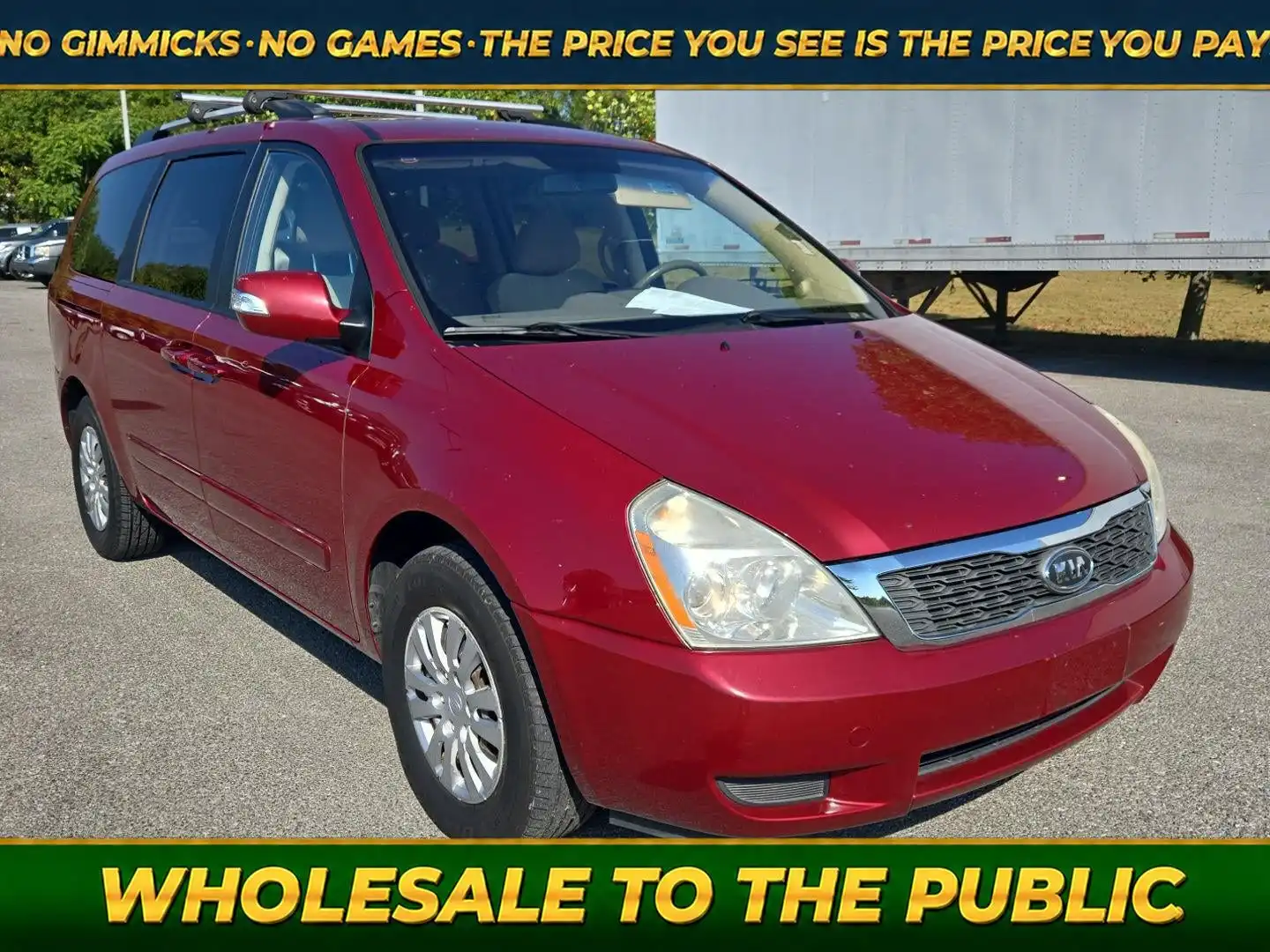 2012 Kia Sedona LX's photo