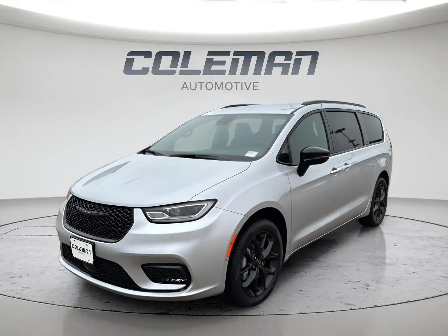 2026 Chrysler Pacifica Select AWD's photo