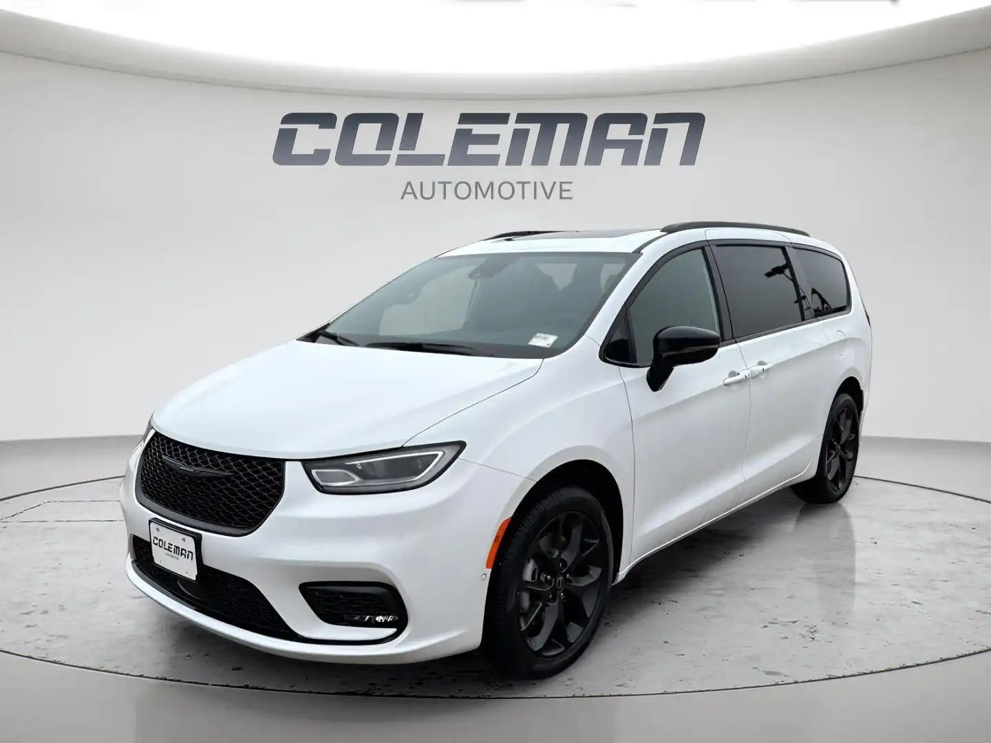 2026 Chrysler Pacifica Limited AWD's photo