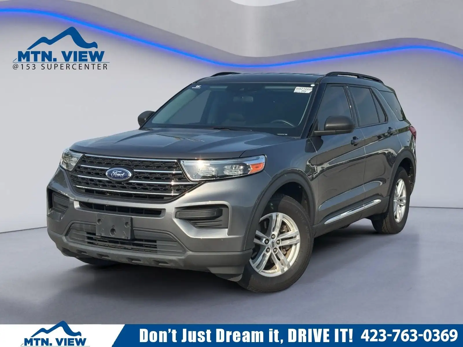2023 Ford Explorer XLT RWD's photo