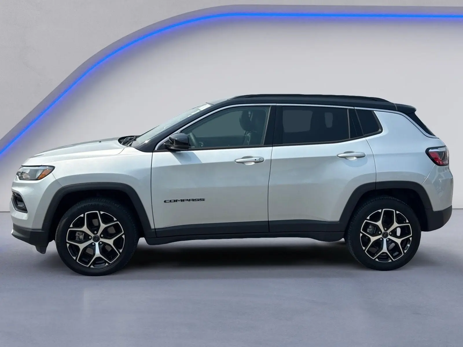 2025 Jeep Compass Limited 4X4 photo 3