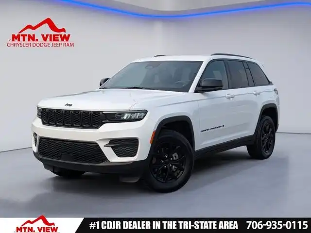 2025 Jeep Grand Cherokee Altitude's photo