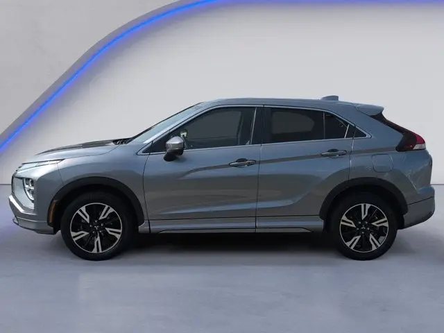 2024 Mitsubishi Eclipse Cross SE S-AWC photo 3