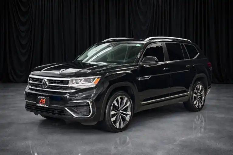 2021 Volkswagen Atlas 3.6L SEL R-Line 4MOTION's photo