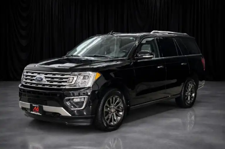 2019 Ford Expedition Limited 4WD's photo
