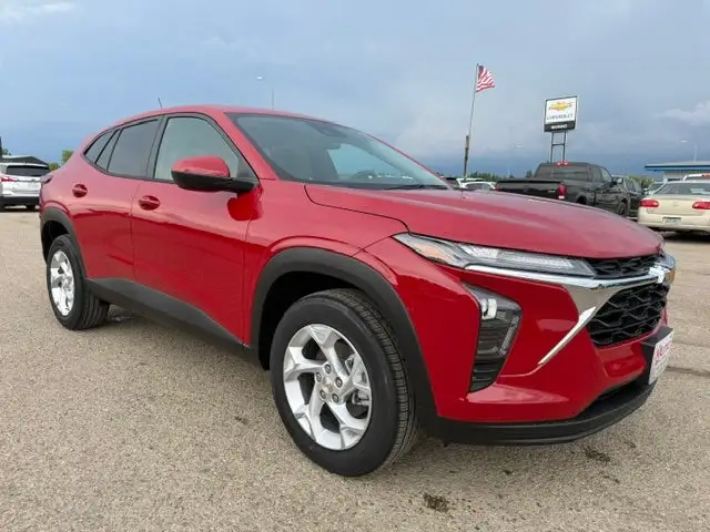 2026 Chevrolet Trax LS photo 1