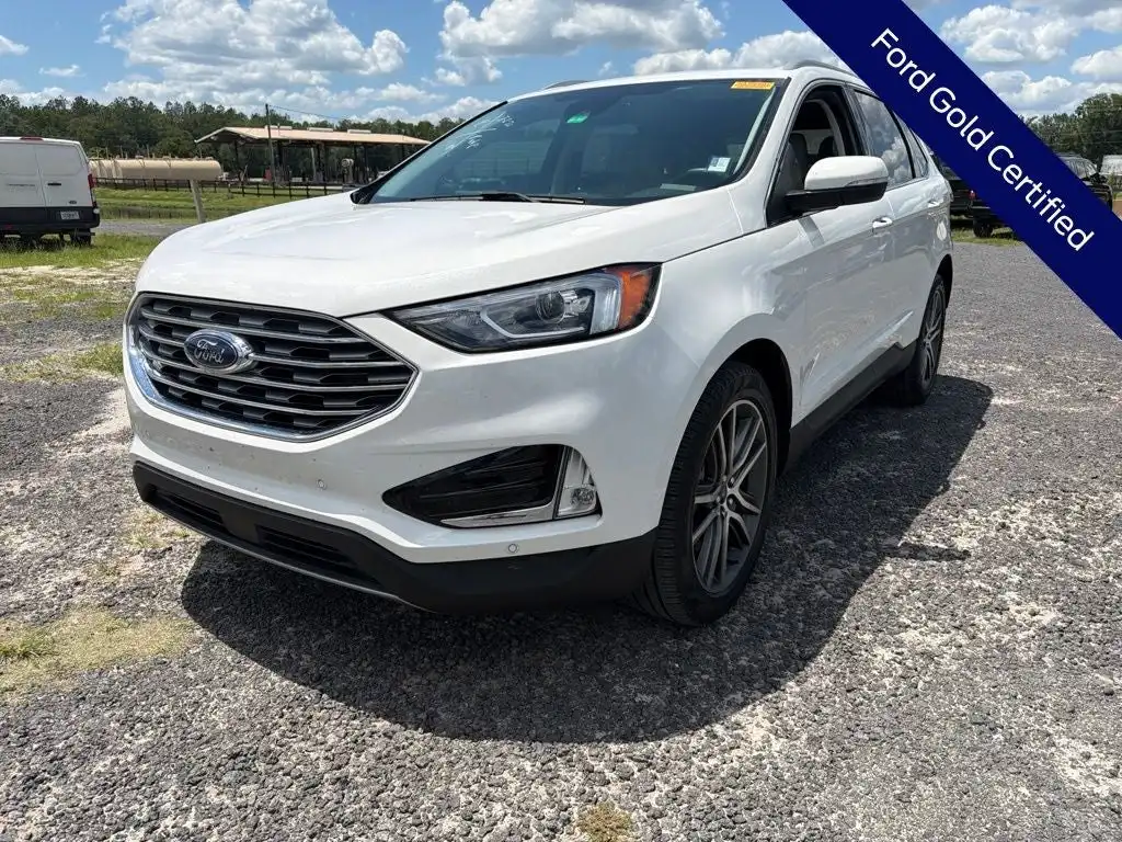 2021 Ford Edge Titanium's photo