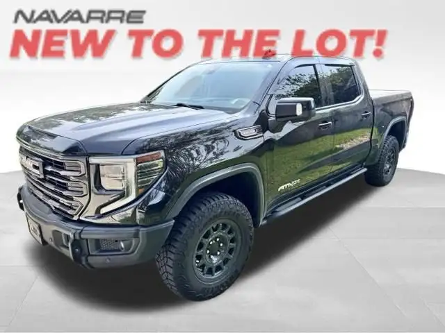 2024 GMC Sierra 4WD Crew Cab Short Box AT4X's photo