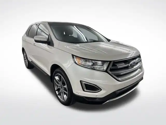 2016 Ford Edge Titanium's photo