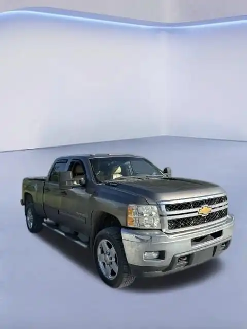 2013 Chevrolet Silverado HD 1LT Crew Cab SWB's photo