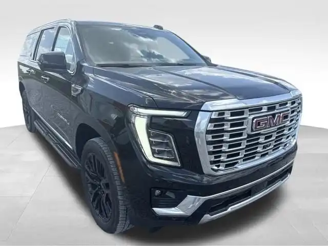 2026 GMC Yukon Denali 2WD's photo