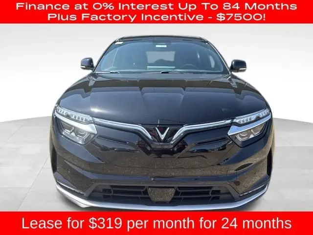 2025 VinFast VF 8 Plus Standard Range photo 3