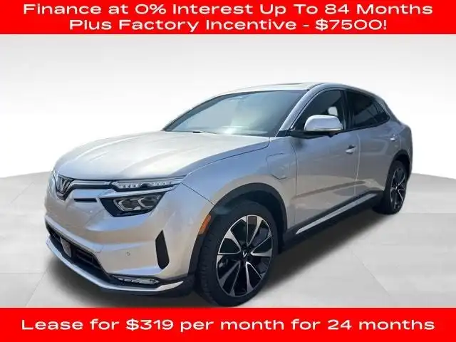 2025 VinFast VF 8 VF 8 Plus Standard Range's photo