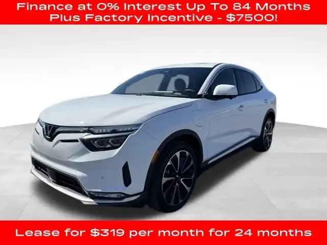 2025 VinFast VF 8 VF 8 Plus Standard Range's photo