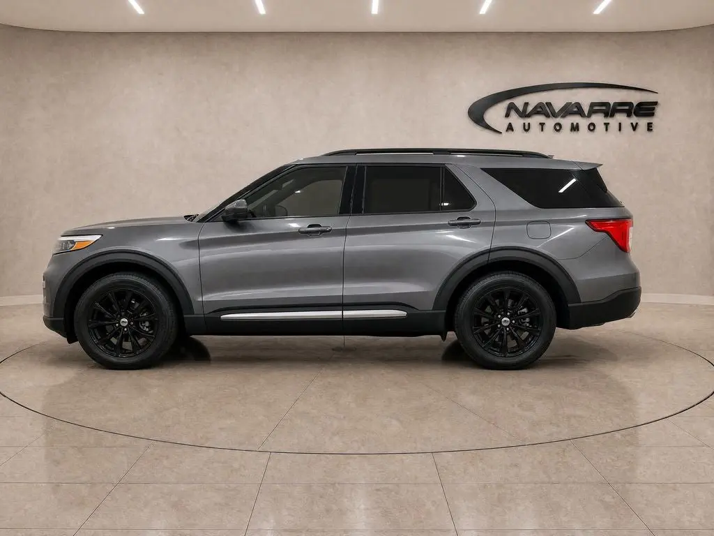 2021 Ford Explorer XLT RWD photo 4