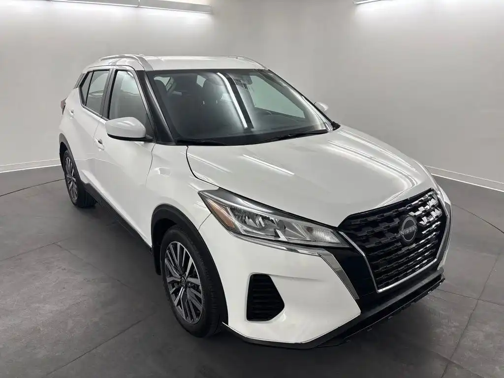 2023 Nissan Kicks 1.6 SV's photo