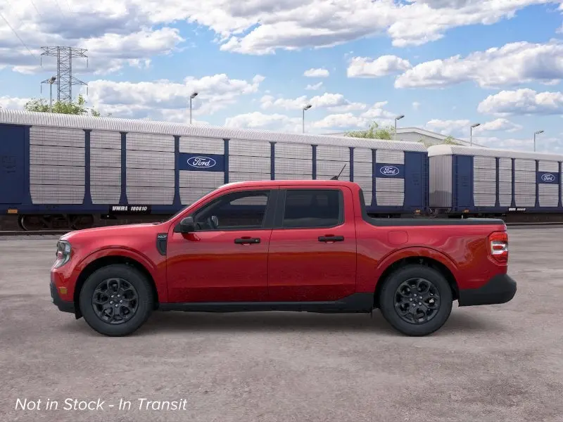 2026 Ford Maverick XLT AWD photo 3