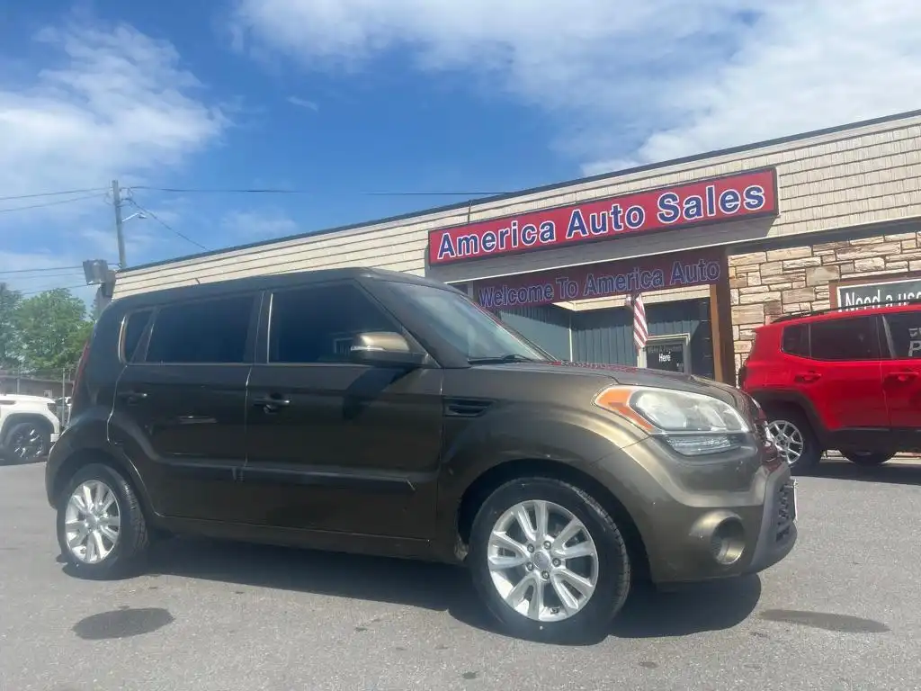 2013 Kia Soul 2.0L + 5-Door's photo