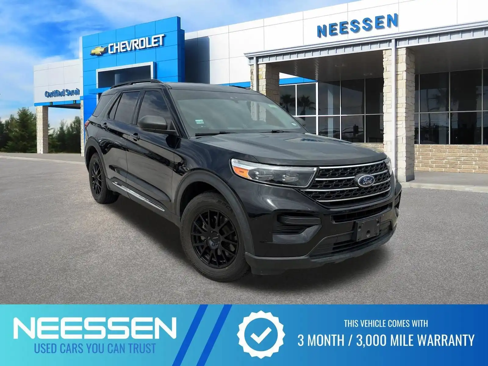 2022 Ford Explorer XLT RWD's photo