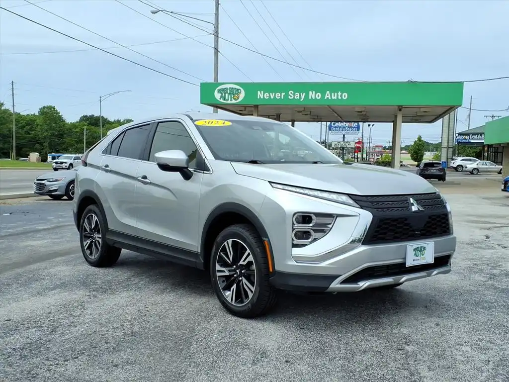 2024 Mitsubishi Eclipse Cross SE S-AWC's photo
