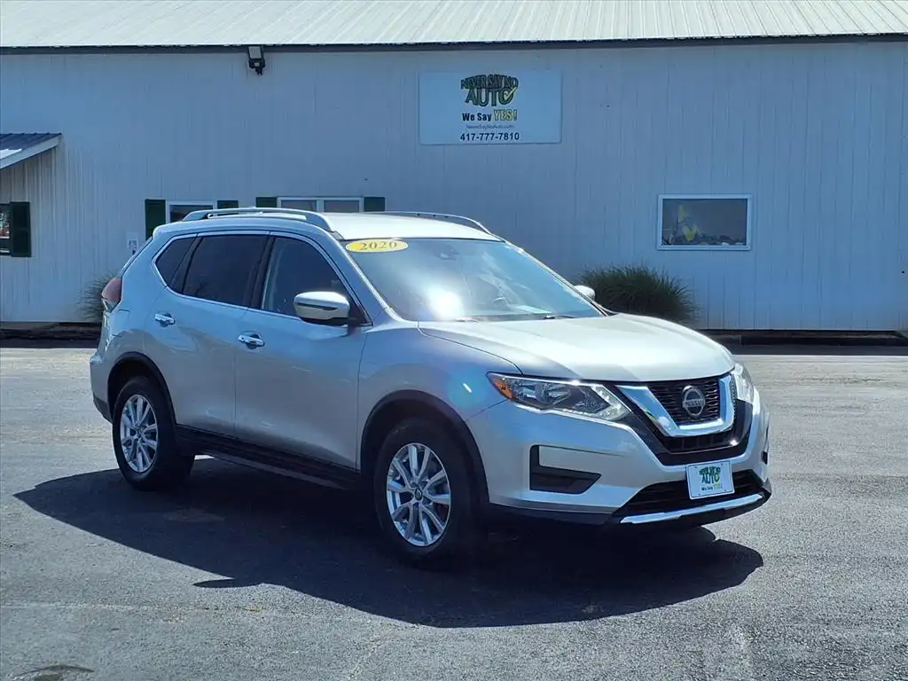 2020 Nissan Rogue SV FWD's photo