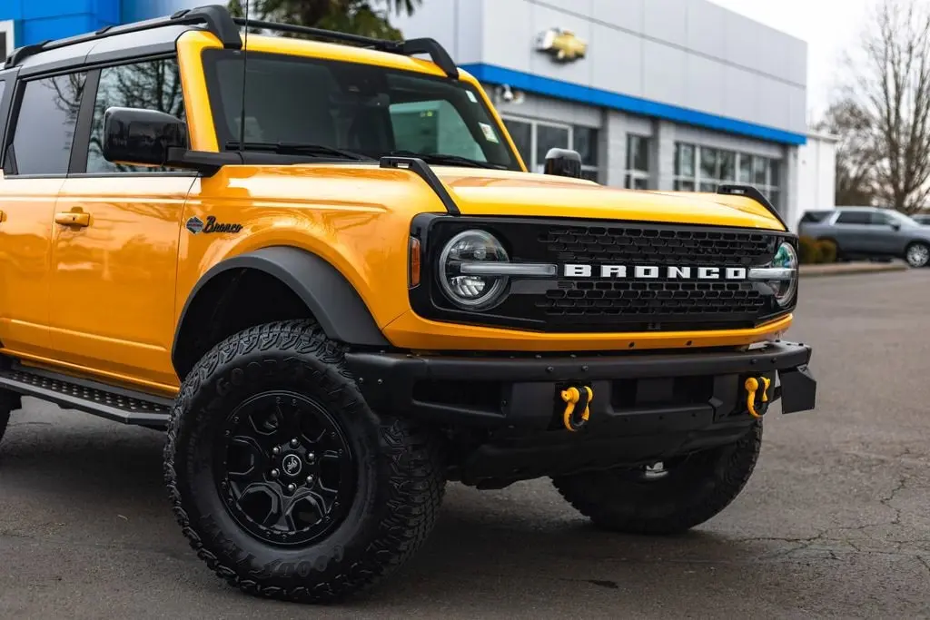 2021 Ford Bronco Wildtrak 4x4 photo 3