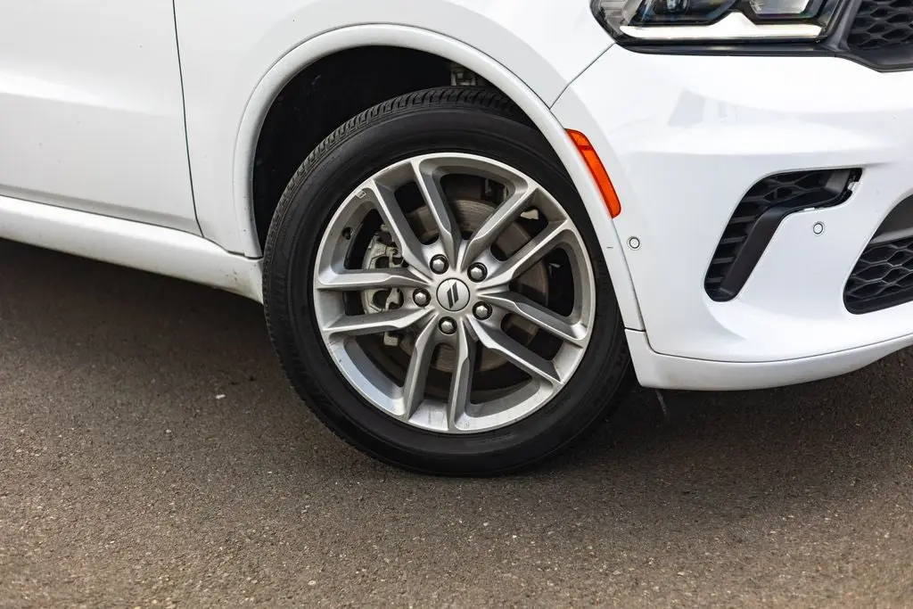 2025 Dodge Durango GT Plus AWD photo 4
