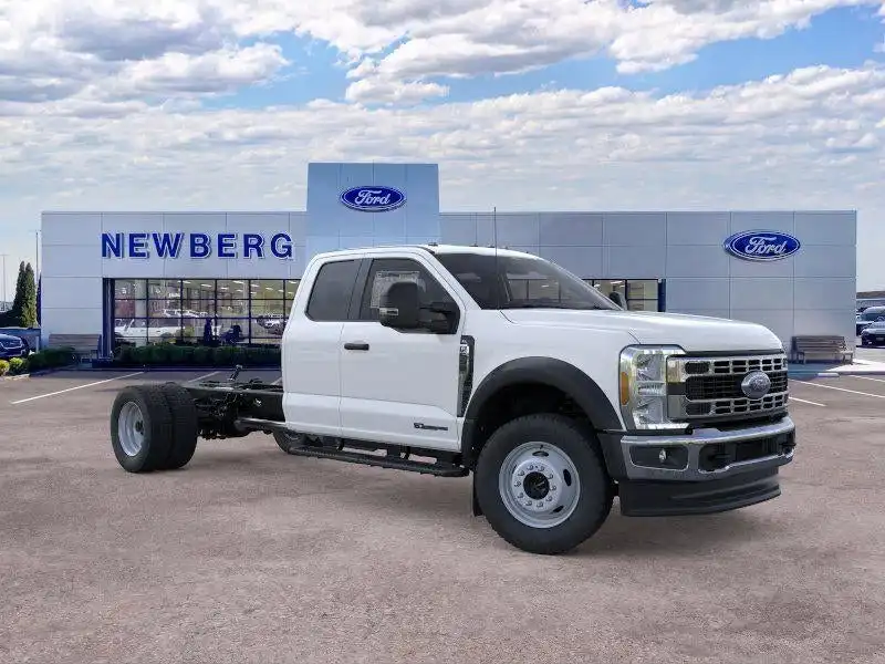 2026 Ford F-550 XL 4WD SuperCab DRW 192 in's photo