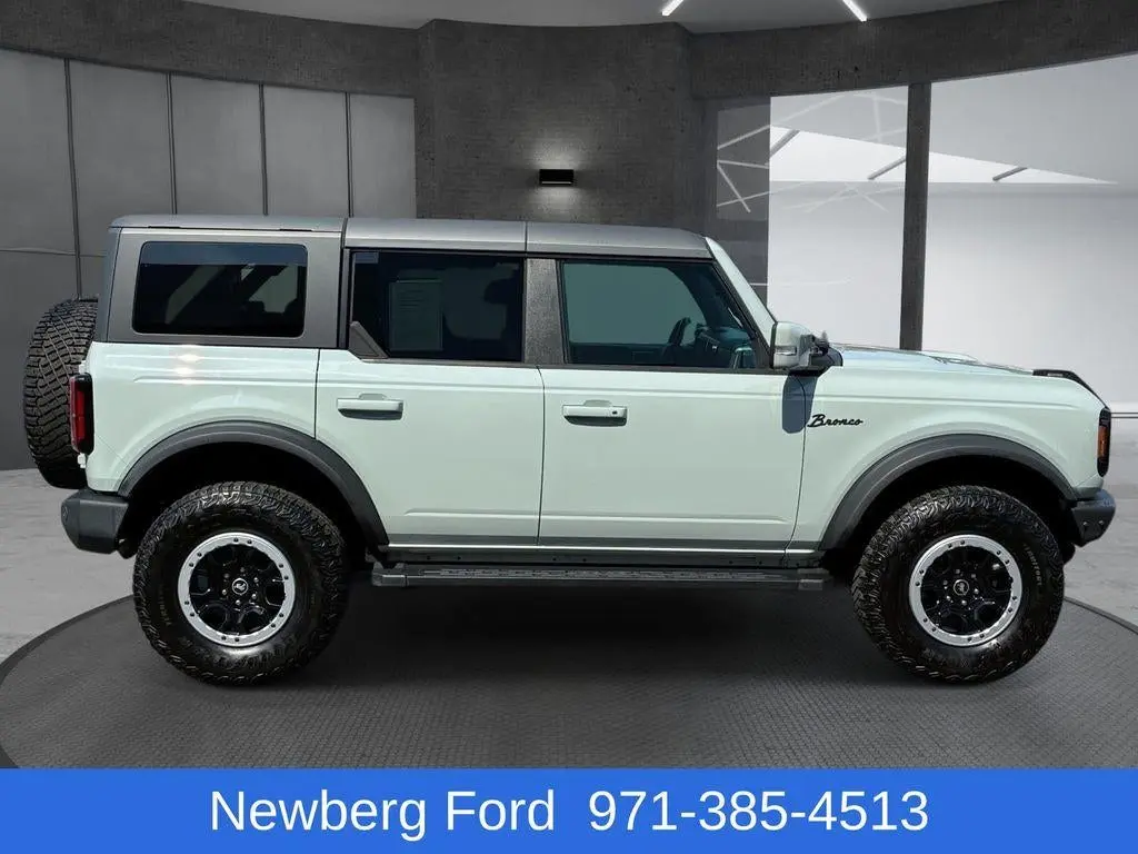 2022 Ford Bronco Outer Banks 4WD Advanced photo 4