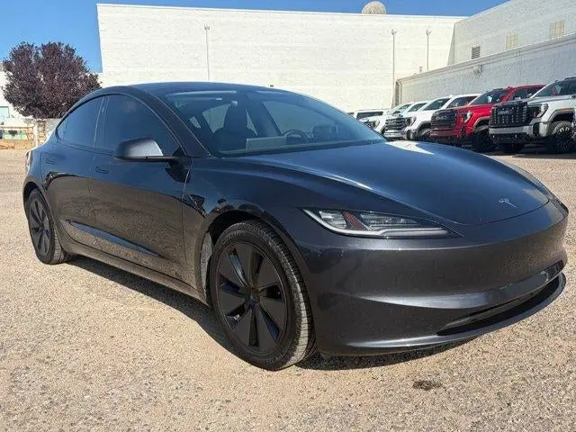 2024 Tesla Model 3 Long Range AWD photo 3