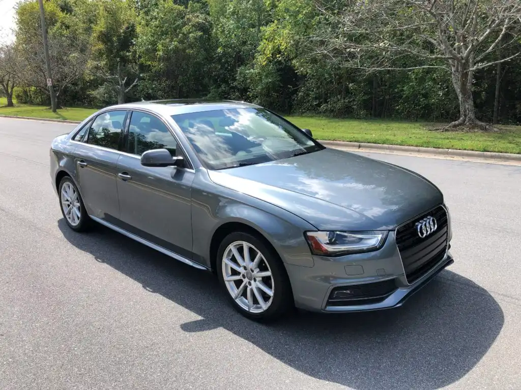 2015 Audi A4 2.0T FWD multitronic Premium's photo