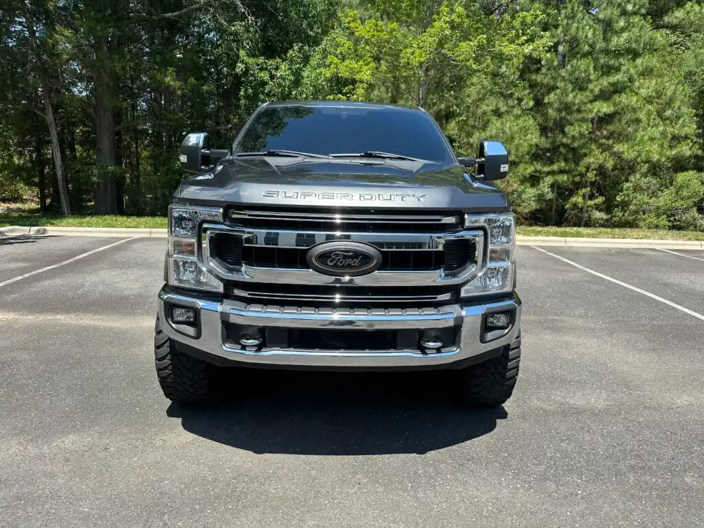 2020 Ford F-250 XLT 4x4 Crew Cab 6-3/4' Box's photo