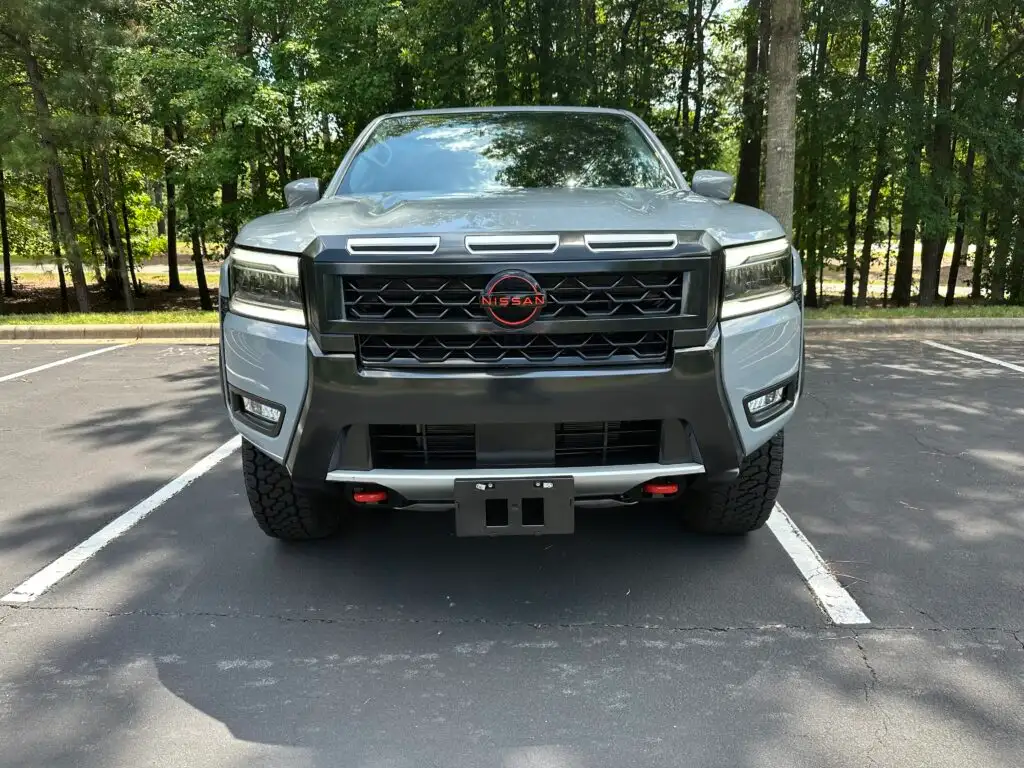 2025 Nissan Frontier PRO-4X Crew Cab 4X4's photo