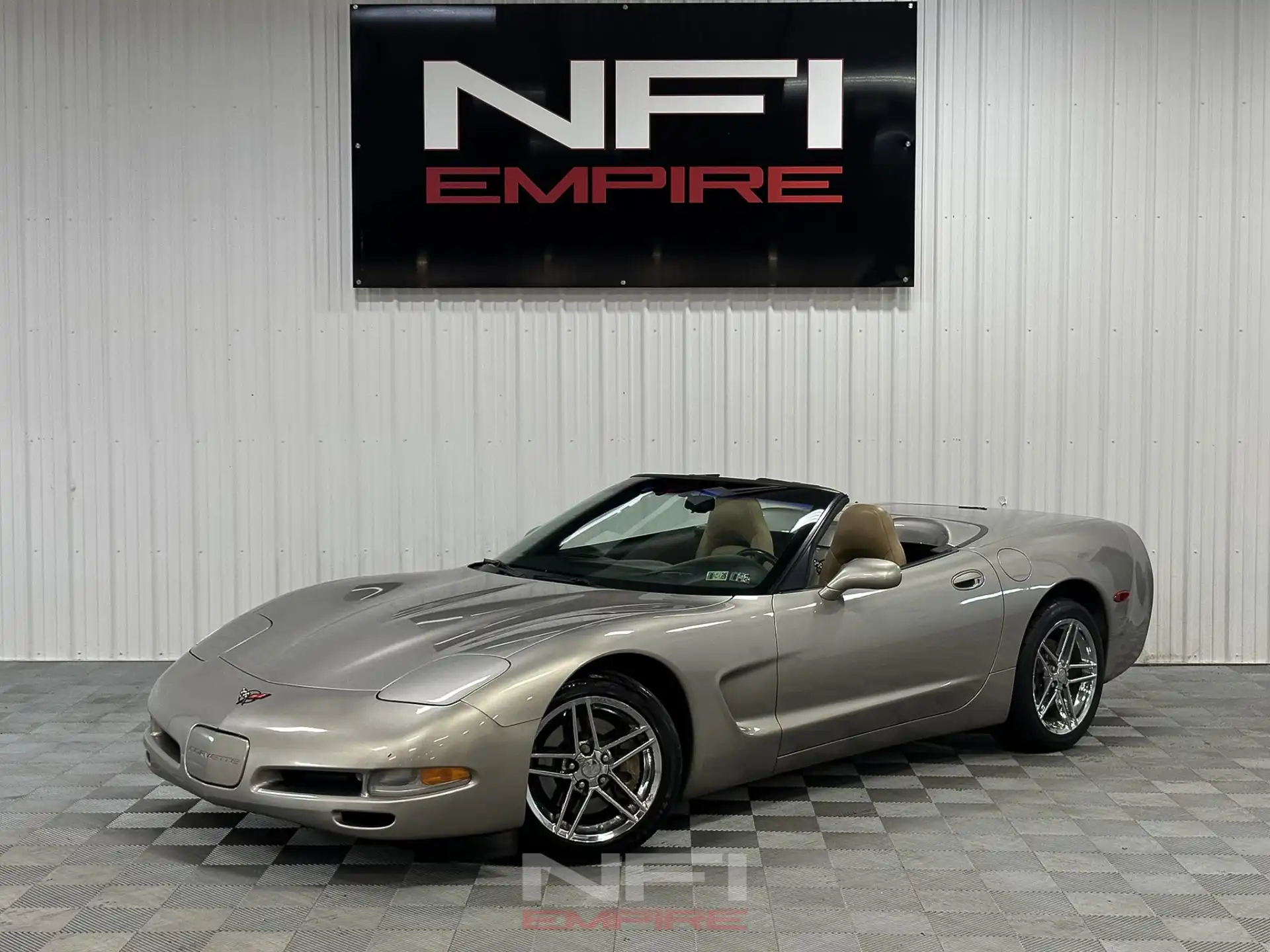 2000 Chevrolet Corvette Convertible's photo