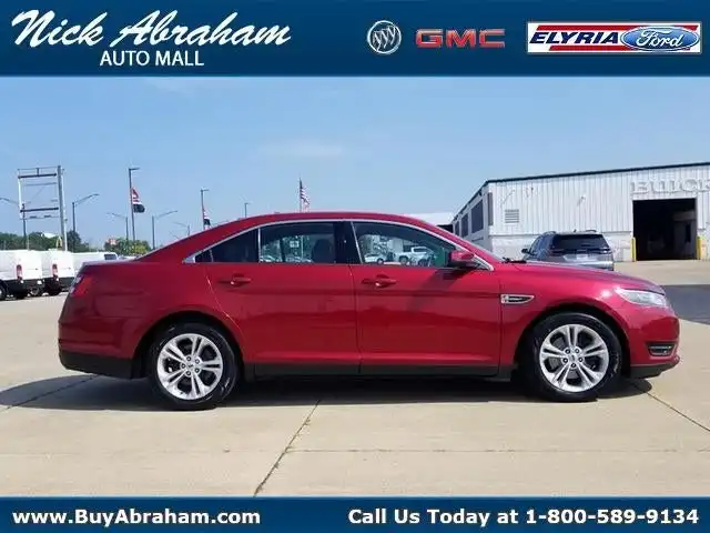 2015 Ford Taurus SEL FWD's photo