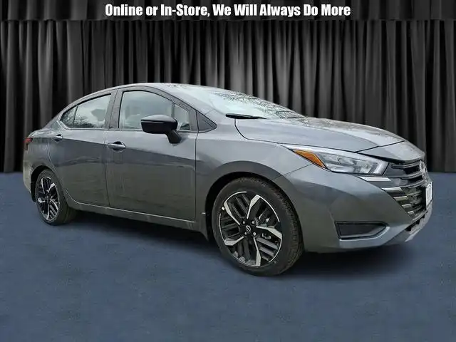 2025 Nissan Versa 1.6 SR CVT's photo