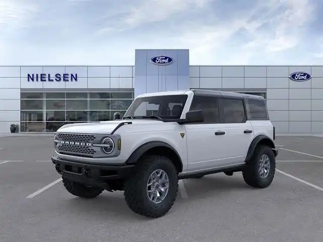 2025 Ford Bronco Badlands 4WD's photo