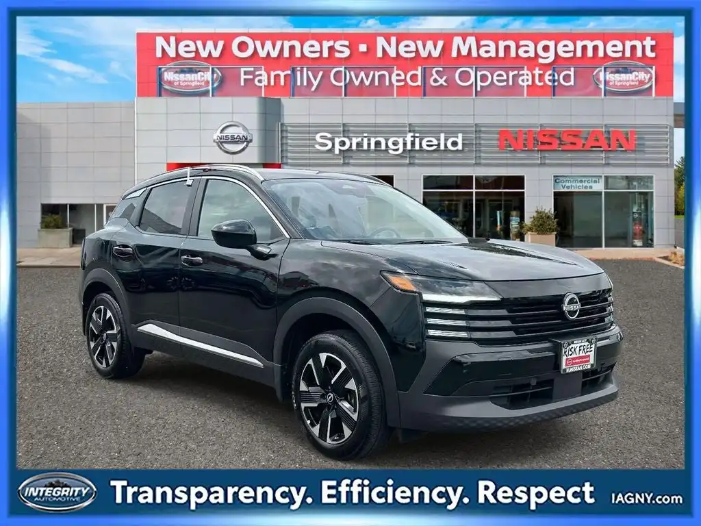 2025 Nissan Kicks 2.0 SV AWD's photo