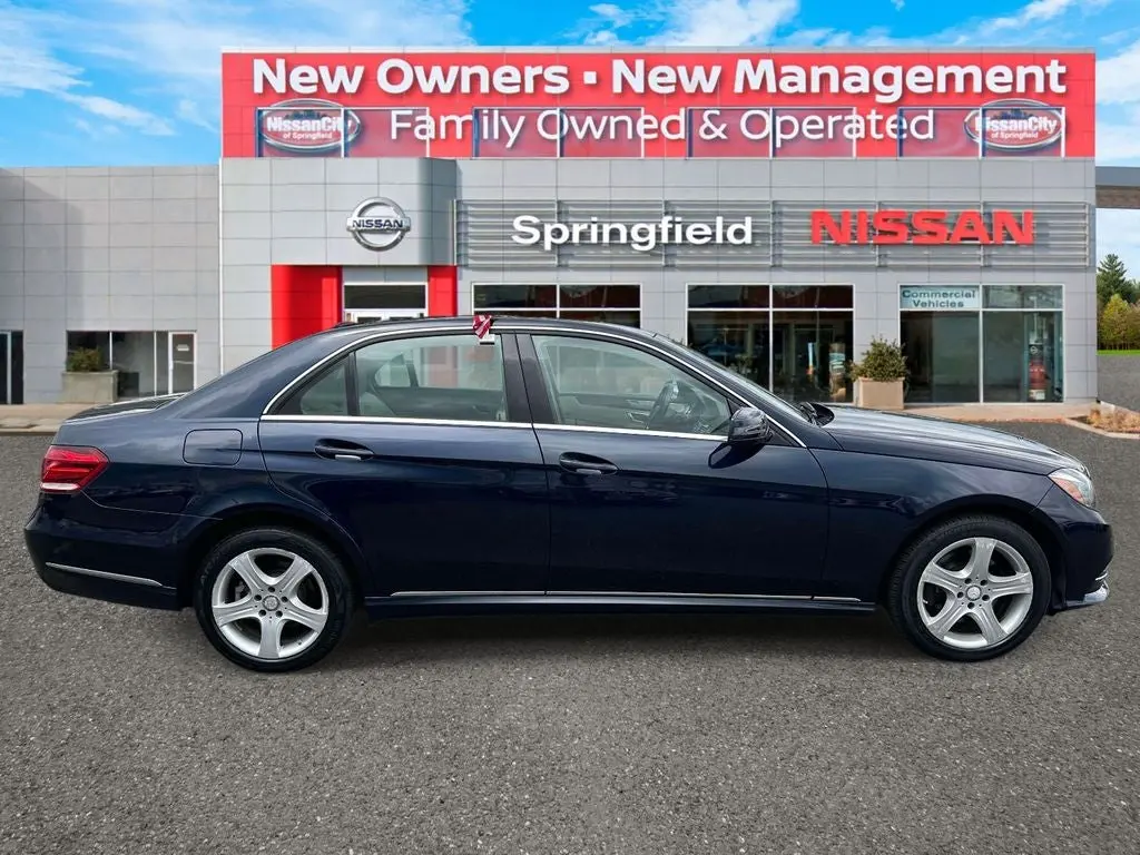 2014 Mercedes-Benz E-Class E350 Luxury 4MATIC photo 4