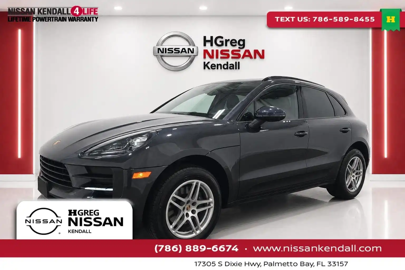 2020 Porsche Macan Base's photo