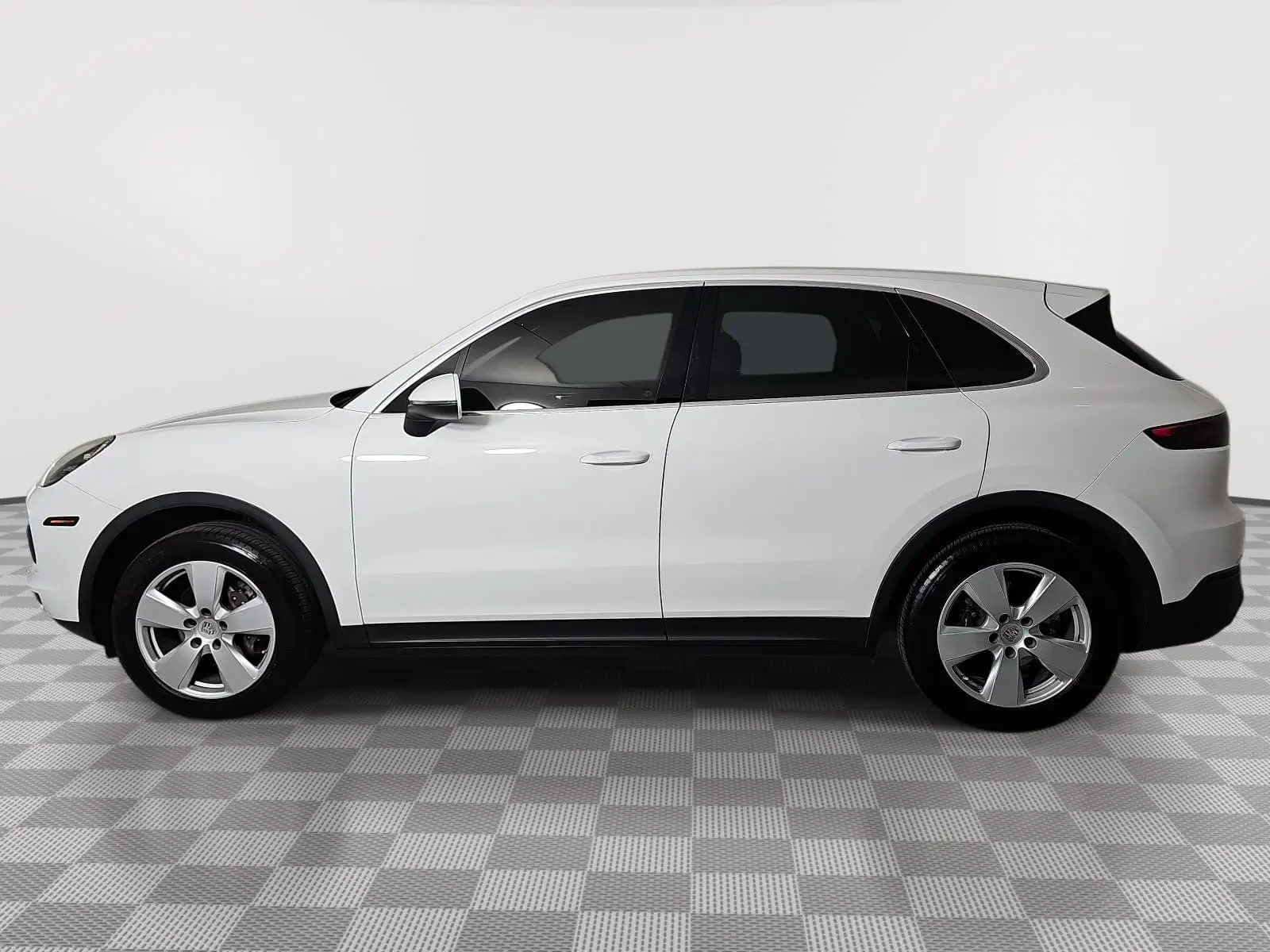 2020 Porsche Cayenne Base photo 5