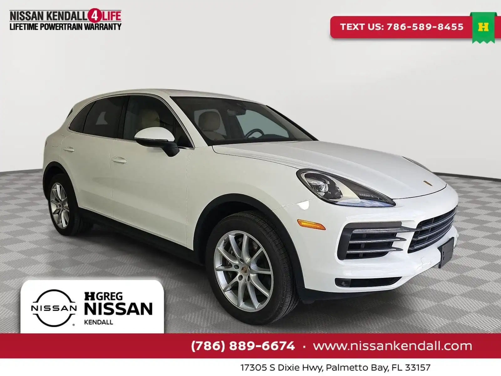 2023 Porsche Cayenne Base's photo