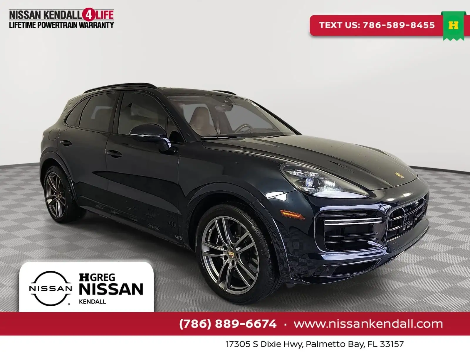 2023 Porsche Cayenne Turbo's photo