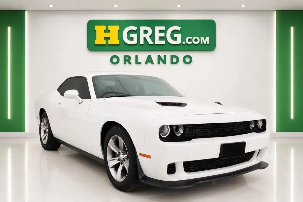 2018 Dodge Challenger SXT's photo