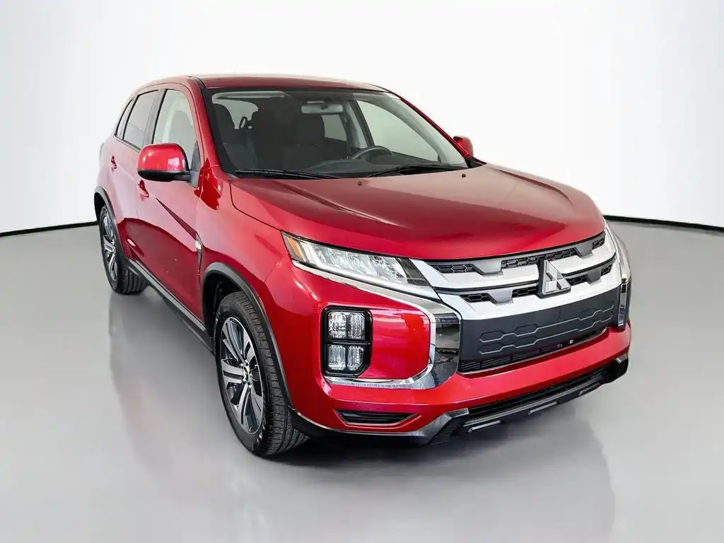 2020 Mitsubishi Outlander Sport 2.0 ES 2WD CVT's photo